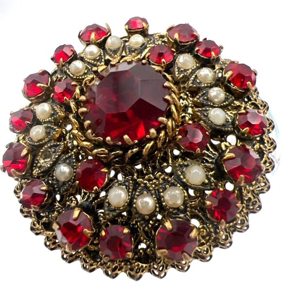Vintage Red Brooch Pin Faceted Rhinestones & Faux Pearls Filigree Gold Tone READ - Picture 5 of 9